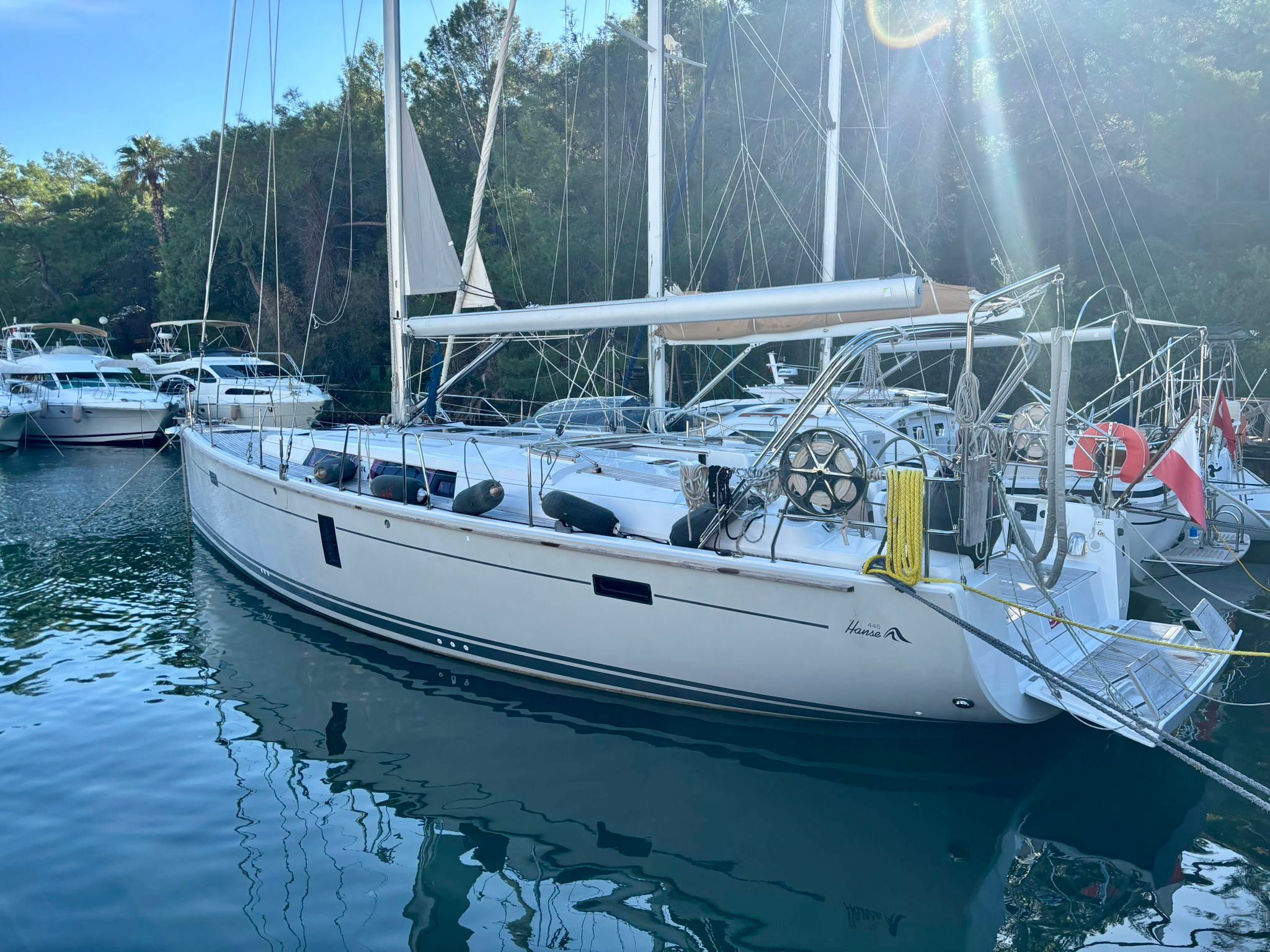 Hanse 445