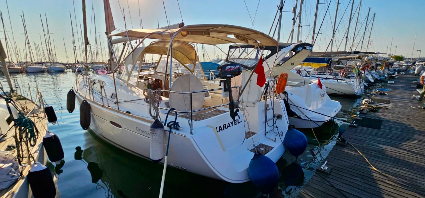 Beneteau Oceanis 40