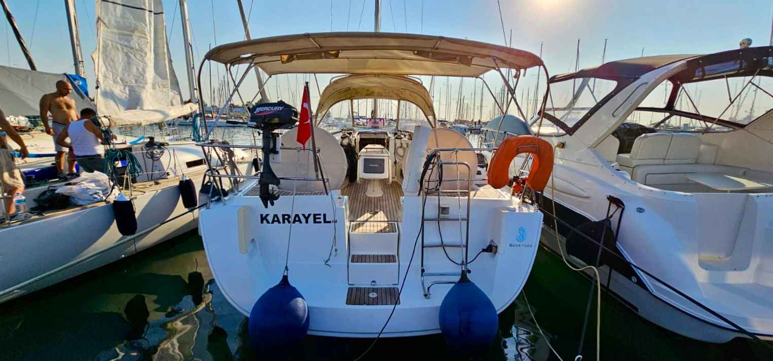 Beneteau Oceanis 40