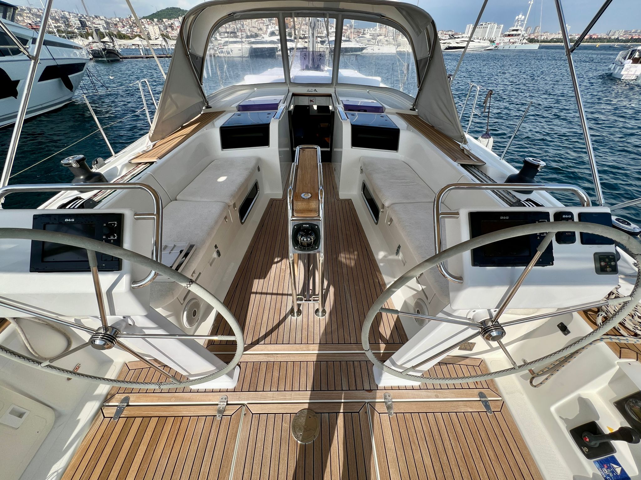 Hanse 505