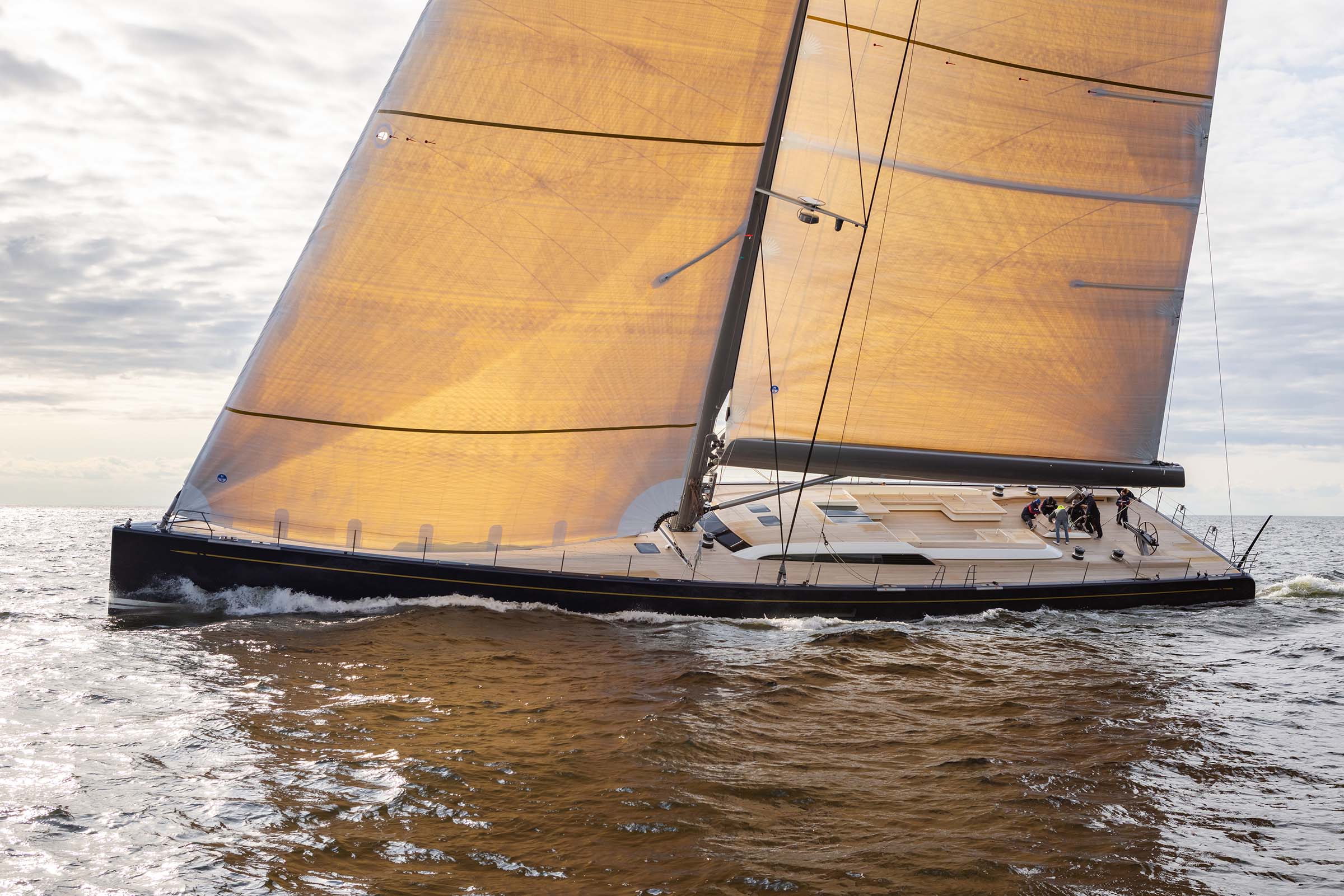 Swan 128