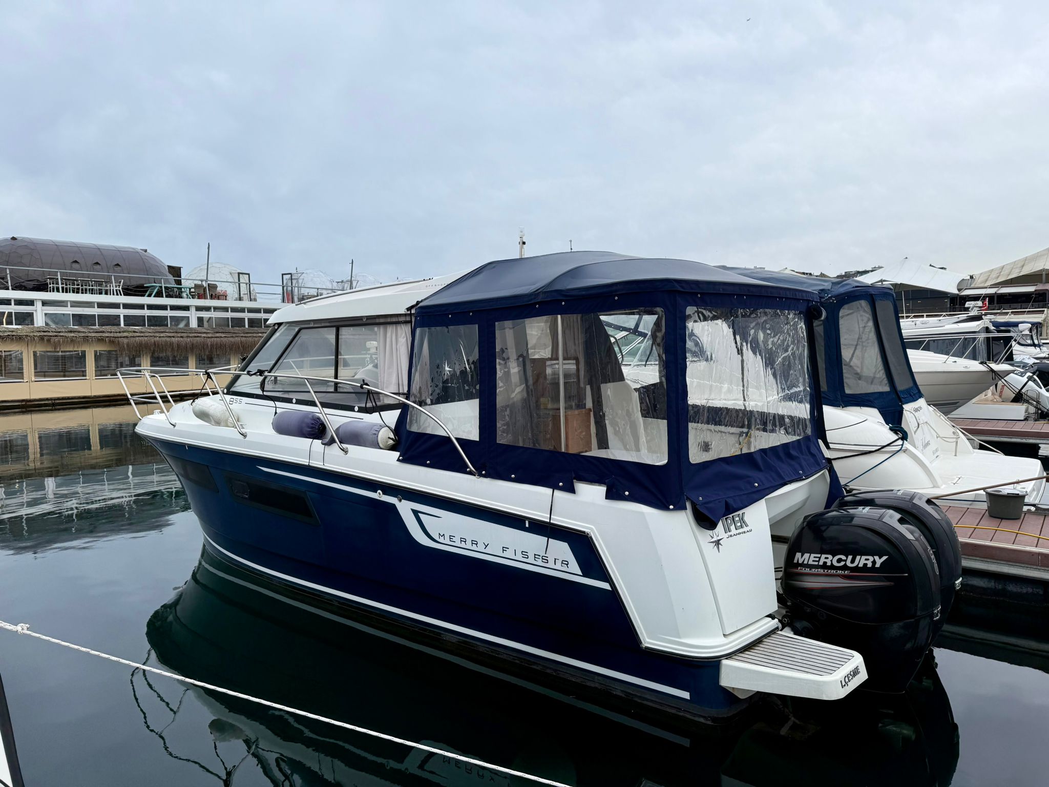 Jeanneau Merry Fisher 855