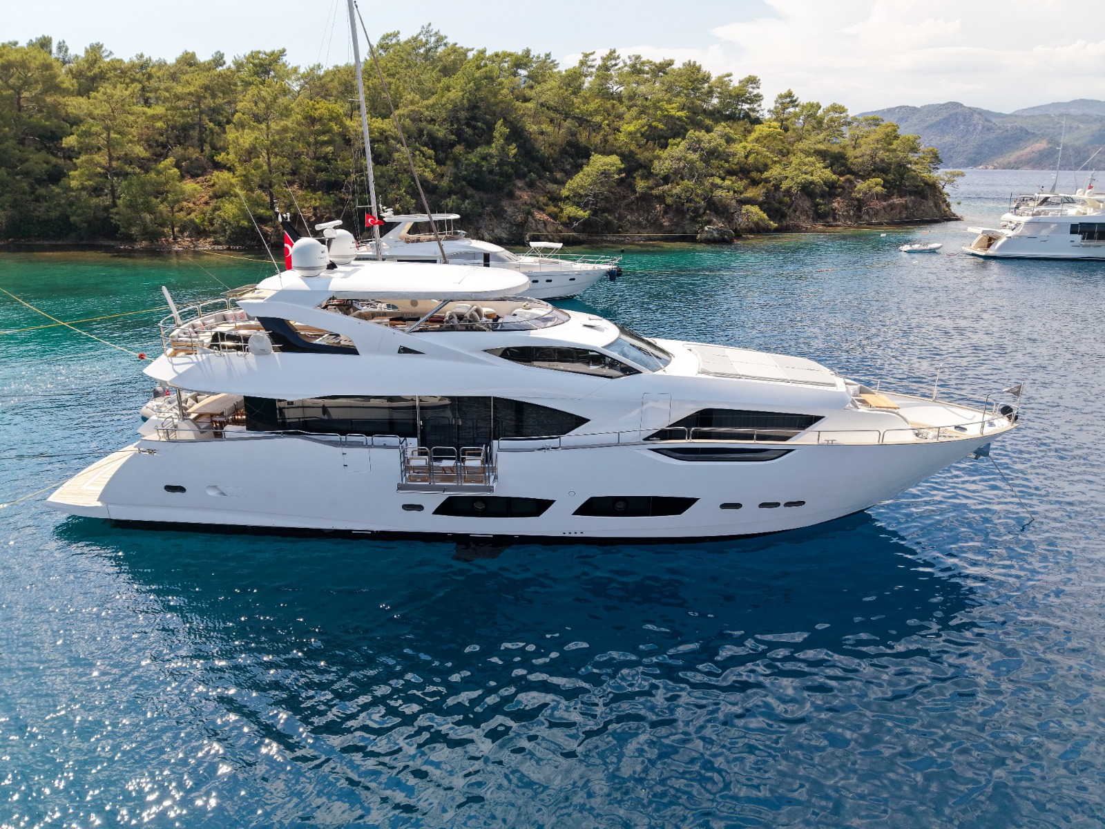Sunseeker 95 Yacht