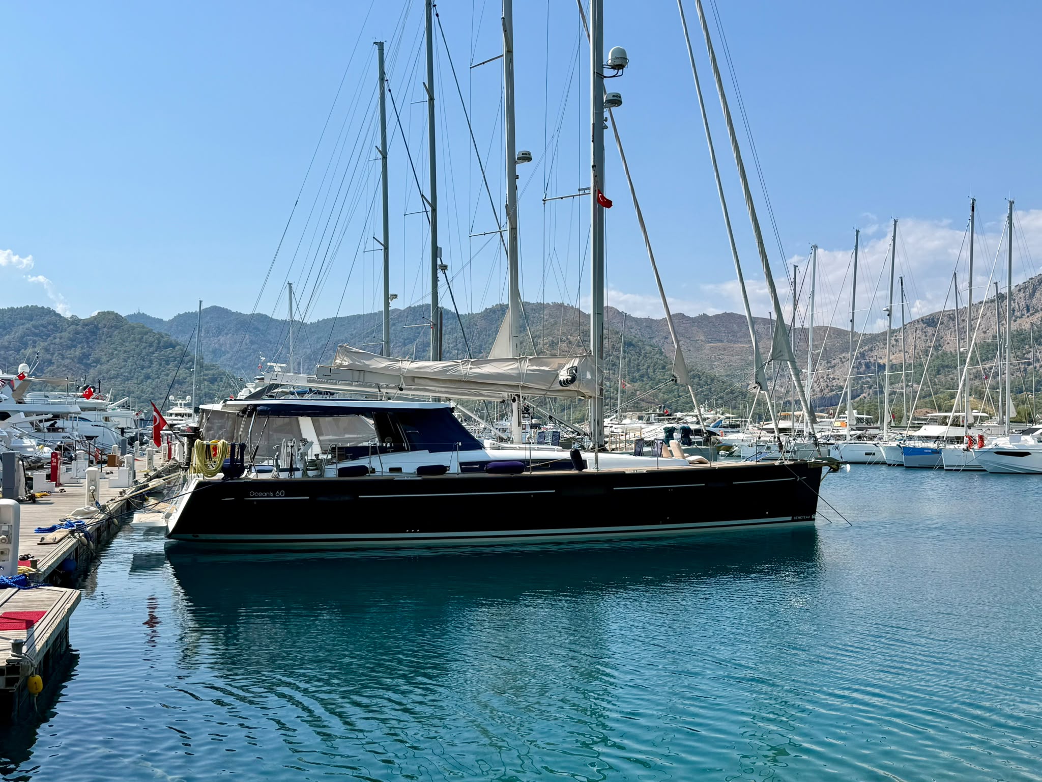 Beneteau Oceanis 60