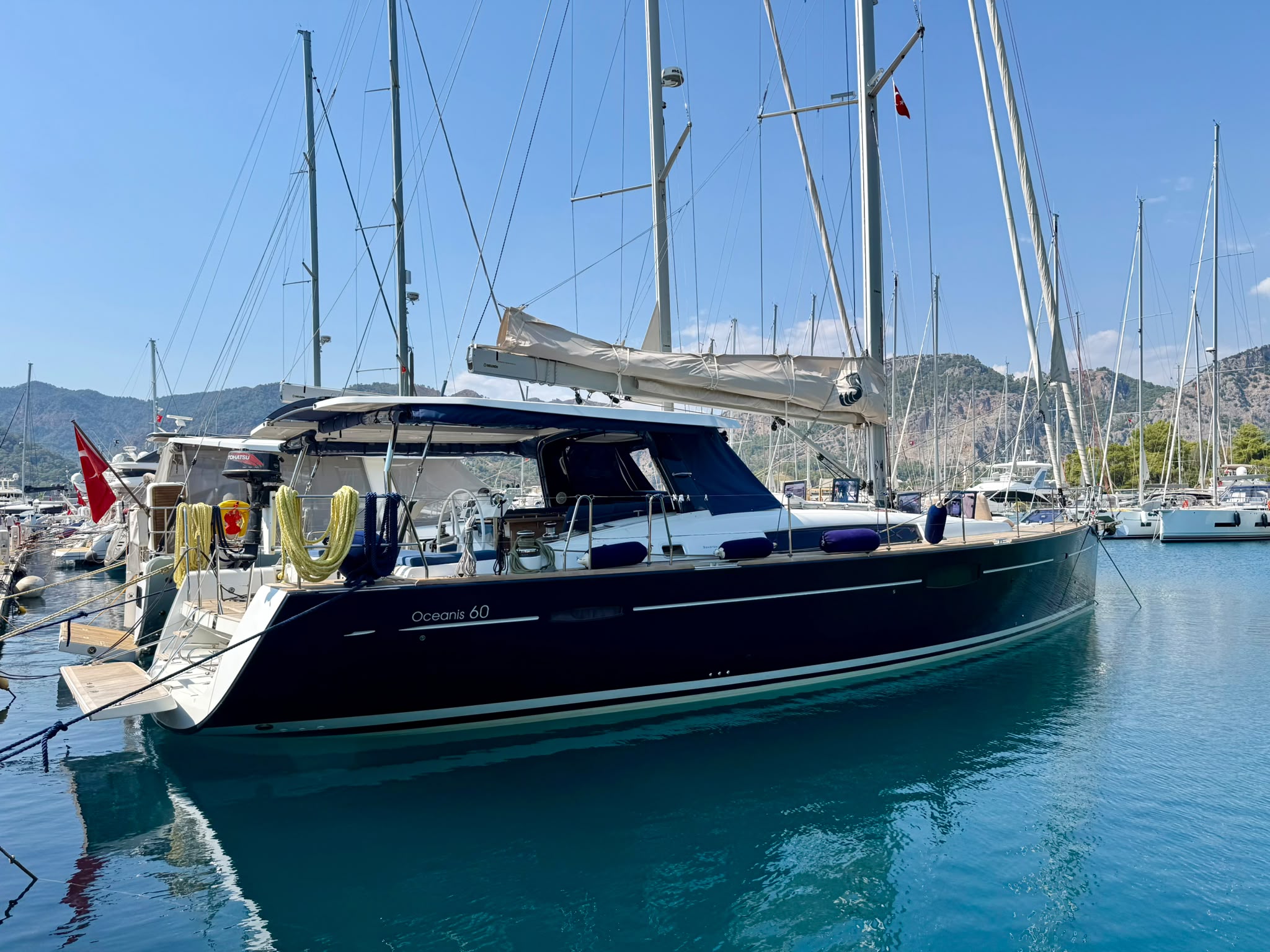 Beneteau Oceanis 60